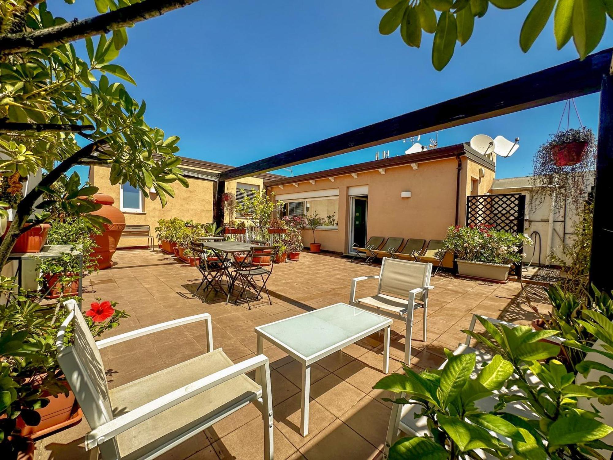 B&B Pellicano Guest House เรจโจ ดี คาลาเบีย ภายนอก รูปภาพ