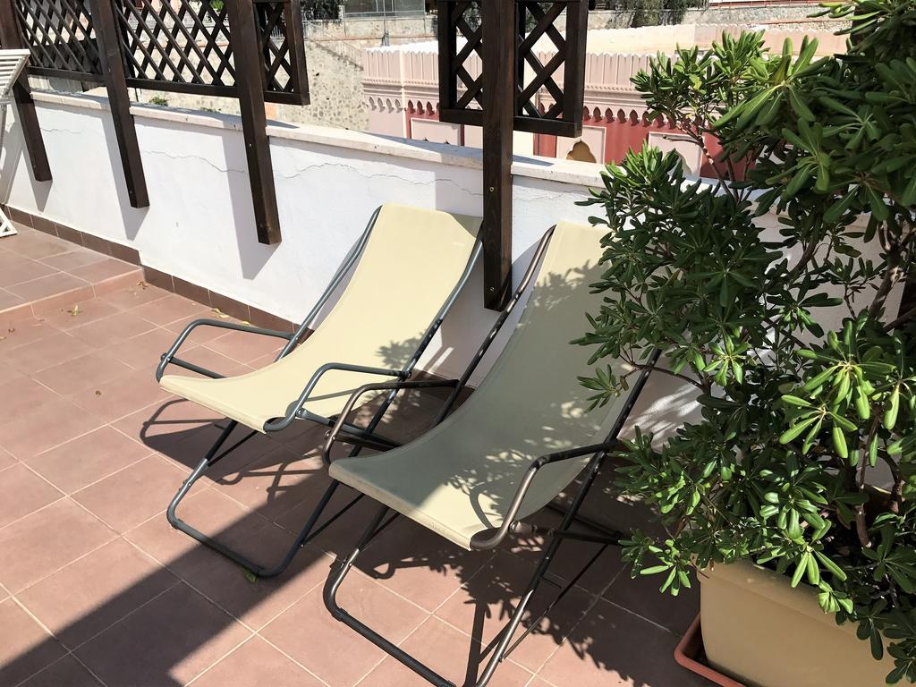 B&B Pellicano Guest House เรจโจ ดี คาลาเบีย ภายนอก รูปภาพ
