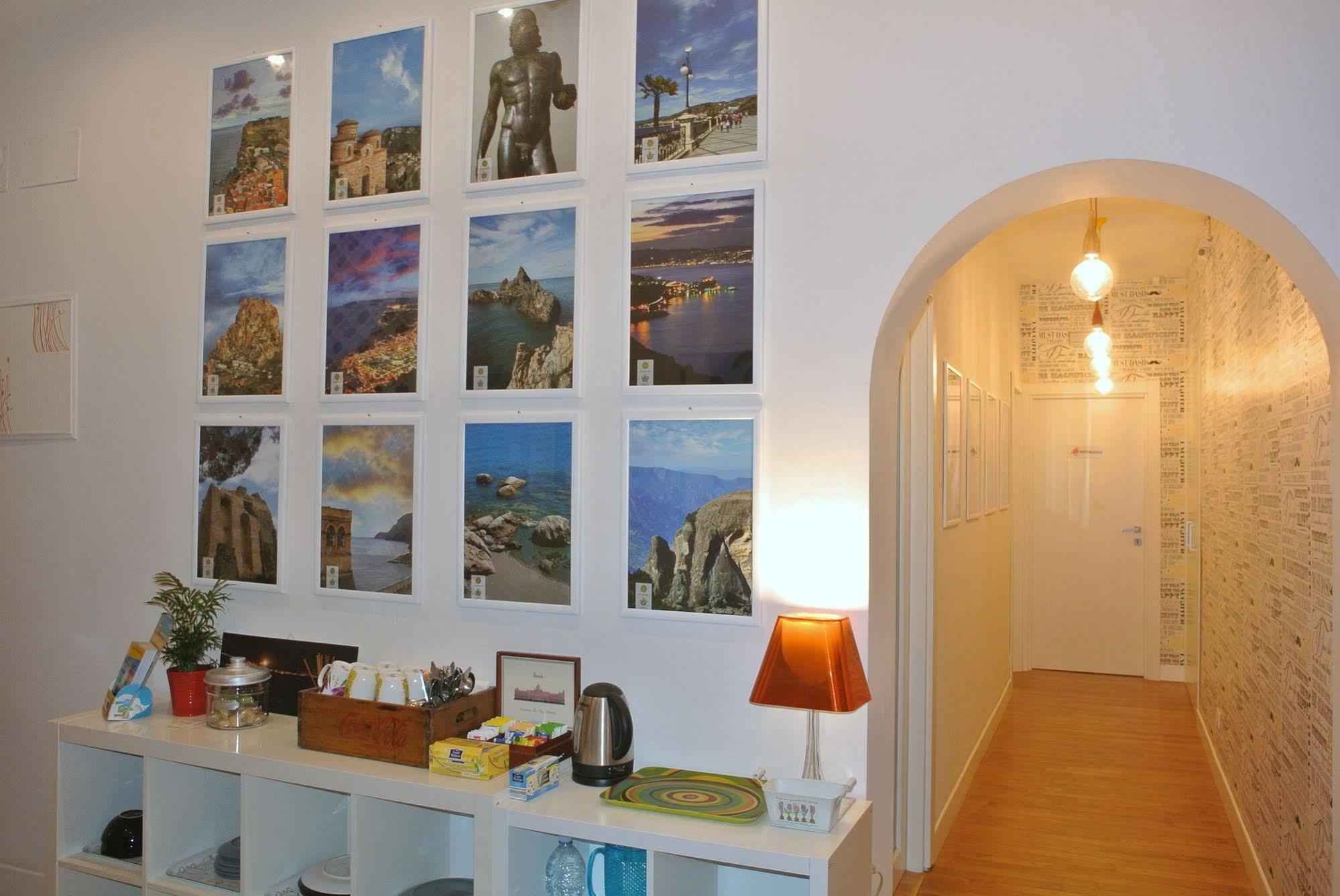 B&B Pellicano Guest House เรจโจ ดี คาลาเบีย ภายนอก รูปภาพ