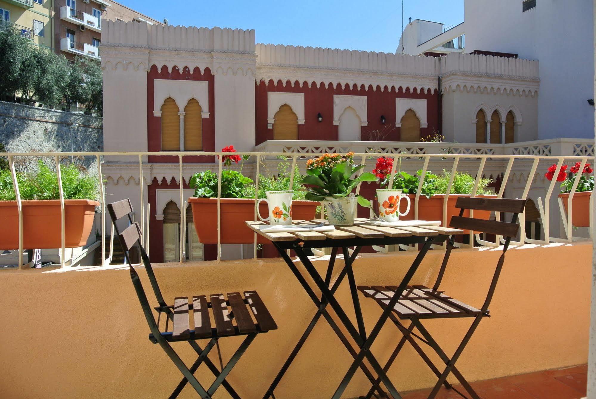 B&B Pellicano Guest House เรจโจ ดี คาลาเบีย ภายนอก รูปภาพ