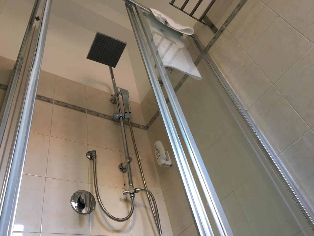 B&B Pellicano Guest House เรจโจ ดี คาลาเบีย ภายนอก รูปภาพ