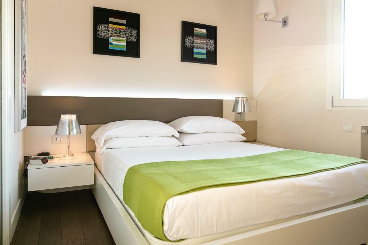 B&B Pellicano Guest House เรจโจ ดี คาลาเบีย ภายนอก รูปภาพ